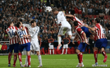 催泪!拉莫斯再现9248名场面,做C罗庆祝动作,缔造世俱杯大冷门