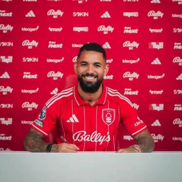 25人被抽走!英超年底遭“拆队式”挖角,千万转会费打水漂?冠军格局要变?