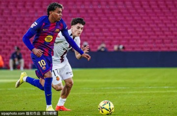 西甲又开“小灶”?诺坎普14:00!巴塞罗那对阵巴列卡诺的时间安排为何引发风波