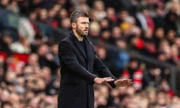 44分暂列第四!曼联选帅引热议,卡里克留任还是名帅接手?