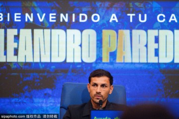 唐纳鲁马的转会风波:从“钱多多”到曼联的可能性分析