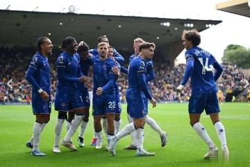 世俱杯冠军连胜!巴萨5-0夺甘伯杯,多特1-2负尤文