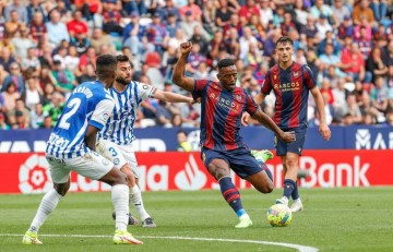 西甲保级生死劫！莱万特主场战毕尔巴鄂，谁能抢下救命分？