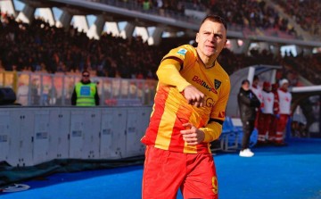 意甲第20轮:帕尔马逆转莱切,24岁阿根廷悍将8分钟连入两球定胜局