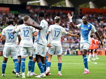 法甲中游对决！马赛主场迎战洛里昂，传统劲旅能否主场破冰止颓