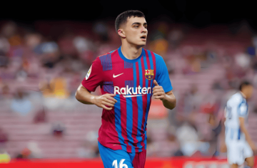 又见逆转+连胜！巴塞罗那击败皇家社会，强势领跑西甲积分榜！