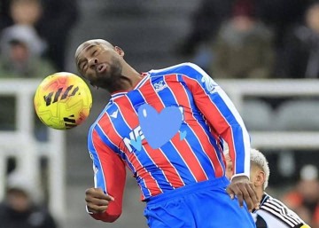 水晶宫不过了?队长被挖 主帅发布会吵着要离队 头号前锋也要卖