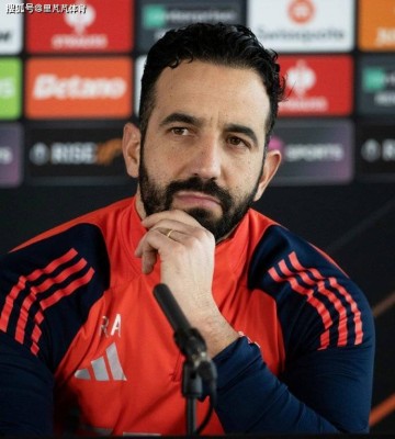 6000万!曼联修改报价逼近对方要价,姆贝莫将完成“转会梦想”