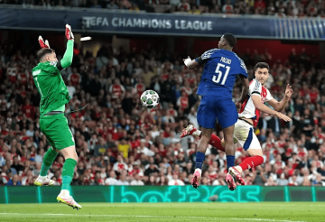 续约告急！多纳鲁马陷千万年薪僵局，皇马曼城磨刀霍霍