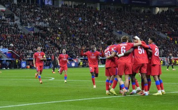 欧冠惨案!德甲冠军惨遭7-2狂胜,卫冕冠军取得6连胜