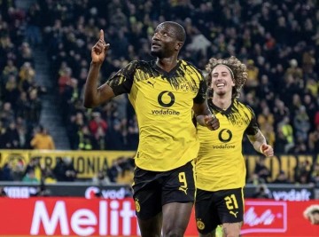 德甲冠军悬念再起,多特缩小与拜仁分差