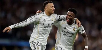 维尼修斯与姆巴佩谁该当皇马进攻核心?借鉴弗格森选人智慧