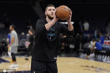 波黑主帅痛批努尔基奇:他身材走样 几乎跑不动了